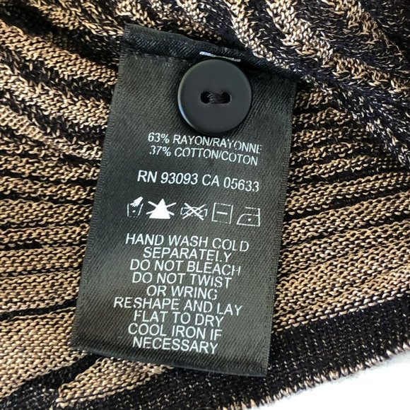 Zozo Zebra Print Long-Sleeve Knit Wrap Top V-Neck Sz. M Black/Brown - Picture 8 of 8